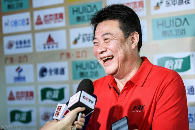 主 伦敦电影节开幕片：西尔莎·罗南主演《闪电战》 2024-07-02 7月1日，由史蒂夫·麦奎因自编自导，西尔莎·罗南、埃利奥特·赫弗南主演，哈里斯·迪金森、本杰明·克莱蒙泰、凯西·伯克、保罗·韦勒、斯蒂芬·格拉汉姆等出演的二战题材电影《闪电战》首曝剧照，同时影片官宣 《斯大林格勒》《一九四二》冲奥 战争题材成热门 2013-10-18 近日，奥斯卡组委会公布了76个国家和地区所提交的奥斯卡最佳外语片申报名单，《一九四二》将代表中国内地征战奥斯卡，另边厢，10月31日即将在中国上映的《斯大林格勒》被选为俄罗斯代表角逐第86届奥斯卡。