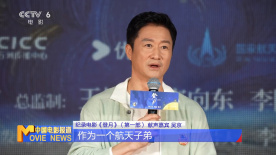 但事实恰恰相反，导演看完她一个人，就做了决定。